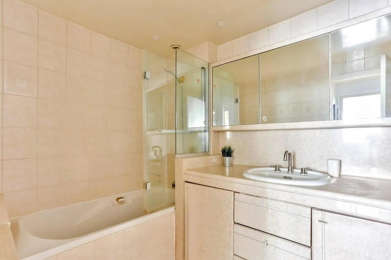 Appartement Quartier Arc De Triomphe Free Netflix باريس شقة